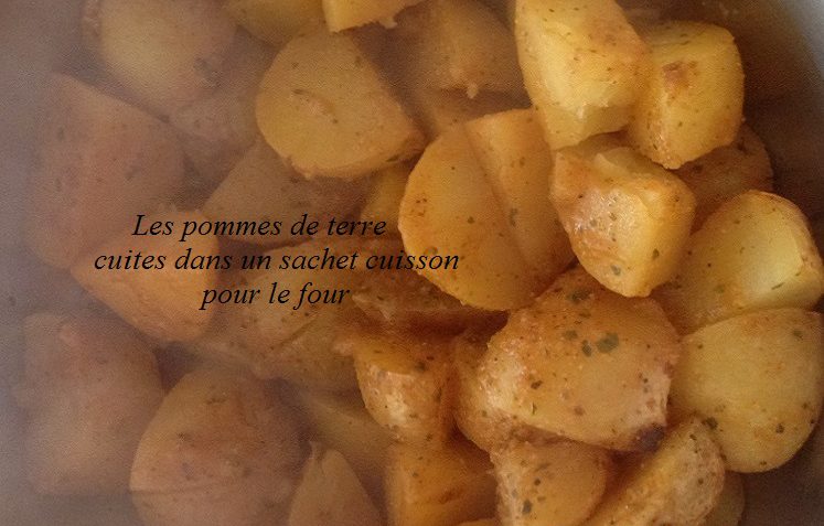 Recette Les pommes de terres cuites dans un sachet spécial four - Le fait  maison facile